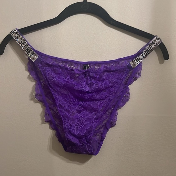 Victoria’s Secret Purple Bombshell Shine Strap Bikini Panty NWOT - Picture 4 of 6
